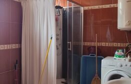 Casa renovabila situata in Sanmartin cartier Beverly Hils