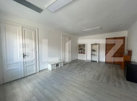 Casa de vânzare 3 camere Central - 152546CV | BLITZ Oradea | Poza1