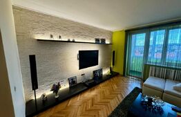 Apartament de 3 camere , zona centrala