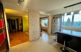 Apartament de 3 camere , zona centrala
