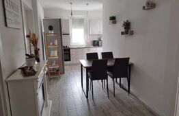 Apartament de vânzare cu 2 camere decomandat Bloc Nou 