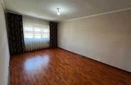 Apartament de 3 camere, 64 mp, decomandat, Velenta