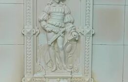 Proprietate ultracentrala langa magazinul Crisul - 305 mp utili