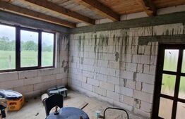 Casa la rosu in Miersig, langa padure, 4599mp teren