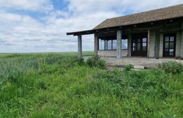 Casa la rosu in Miersig, langa padure, 4599mp teren