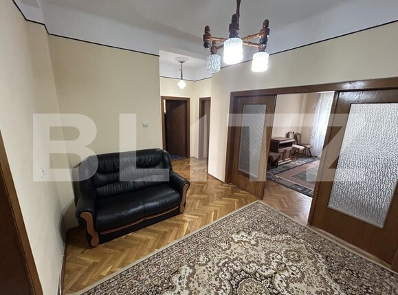 Apartament de vânzare 3 camere Central - 154226AV | BLITZ Oradea | Poza1