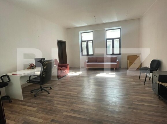 Spațiu birouri de închiriat Central - 154698SIB | BLITZ Oradea | Poza11