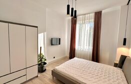 Chirie 3 camere, centrala proprie gaz,  modern, poziție centrală 