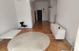 Apartament renovat complet situat in zona ultracentrala in cladire istorica