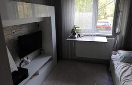 Apartament tip QA, modificat 2 camere si living, zona Nufarul