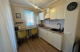 Apartament, o camera, zona Ared