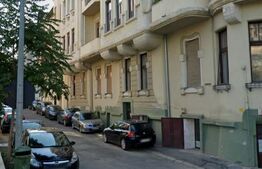 Apartament, 4 camere, zona Centrala