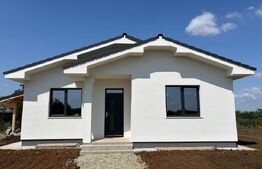 Casa semifinisata cu garduri la doar 15 km de Oradea 