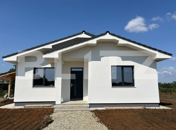 Casa de vânzare 3 camere Nord-Vest - 157240CV | BLITZ Oradea | Poza1