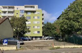 Apartament 3 camere cu parcare privată supravegheată video