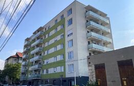 Apartament cu 3 camere de vanzare in Prima Stefan cel Mare 