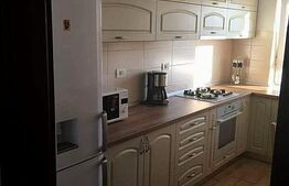 Apartament cu 3 camere de vanzare in Prima Stefan cel Mare 