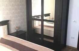 Apartament cu 3 camere de vanzare in Prima Stefan cel Mare 