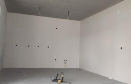 Casa semifinisata cu gard imprejmuitor in Livada de Bihor, la 8 km de Oradea 