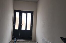 Casa semifinisata cu gard imprejmuitor in Livada de Bihor, la 8 km de Oradea 