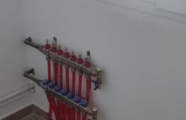 Casa moderna pe structura metalica 