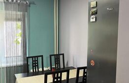 Anunț Vânzare Apartament 3 Camere Decomandat - Zona Rogerius etaj 2