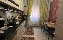 Apartament la curte comuna, front stradal, 90 mp, Ultracentral