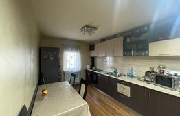 Apartament 4 camere, decomandat, zona Rogerius - etaj Intermediar