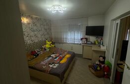 Casa tip duplex cu doua unitati locative si terasa acoperita 