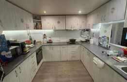 Casa tip duplex cu doua unitati locative si terasa acoperita 