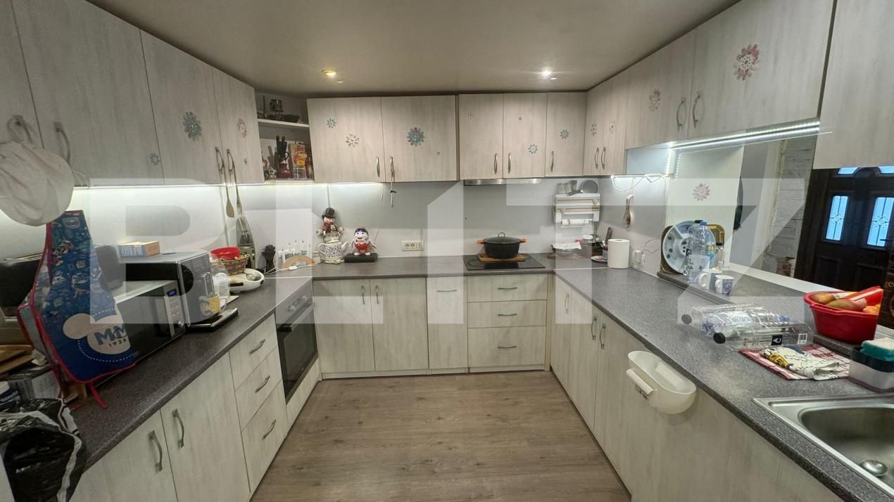 Casa de vânzare 8 camere Central - 161825CV | BLITZ Oradea | Poza12