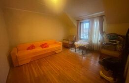 Casă cu 6 camere, 250 mp utili, teren de 830 mp, Calea Aradului