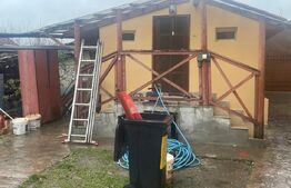 Casă cu 6 camere, 250 mp utili, teren de 830 mp, Calea Aradului