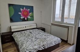 Apartament de vânzare, cu 3 camere, pe Bulevardul Dacia 
