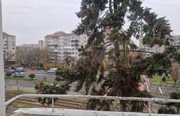 Apartament de vânzare, cu 3 camere, pe Bulevardul Dacia 