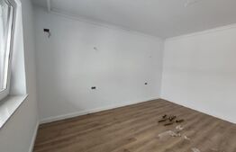 Apartament modern pe două niveluri în Sânmartin loc de parcare/gradina incluse!