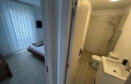 Casa de vanzare cu 7 camere, 260 mp, zona Aquapark Nymphaea