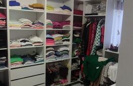 Casa moderna cu 3 camere, situata la intrare in comuna Nojorid