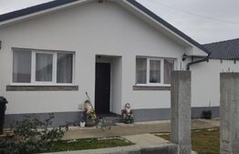 Casa moderna cu 3 camere, situata la intrare in comuna Nojorid