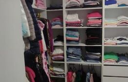 Casa moderna cu 3 camere, situata la intrare in comuna Nojorid