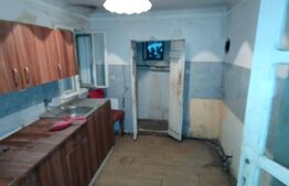 Casa de vanzare, 3 camere, 70 mp, in Cetariu