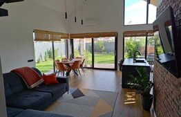 Casa de vanzare, zona Era Park,Panouri fotovoltaice