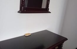 Apartament de vanzare, cu 3 camere, 55 mp, zona Nufărul