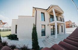 Vila exclusivistă de vânzare, 6 camere, 450 mp, zona Nufarul