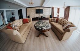 Vila exclusivistă de vânzare, 6 camere, 450 mp, zona Nufarul