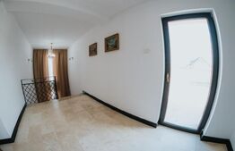 Vila exclusivistă de vânzare, 6 camere, 450 mp, zona Nufarul