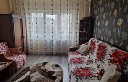 Apartament de vanzare, cu 3 camere decomandate, 67 mp, etaj 3, zona Rogerius