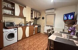 Apartament de vanzare, cu 3 camere, 68 mp, zona Decebal