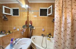 Apartament de vanzare, cu 3 camere, 68 mp, zona Decebal