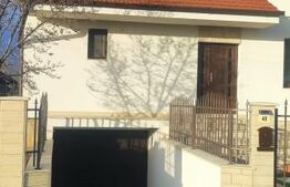 Casa de vanzare, cu 6 camere, 220 mp + 130 demisol, in Oradea